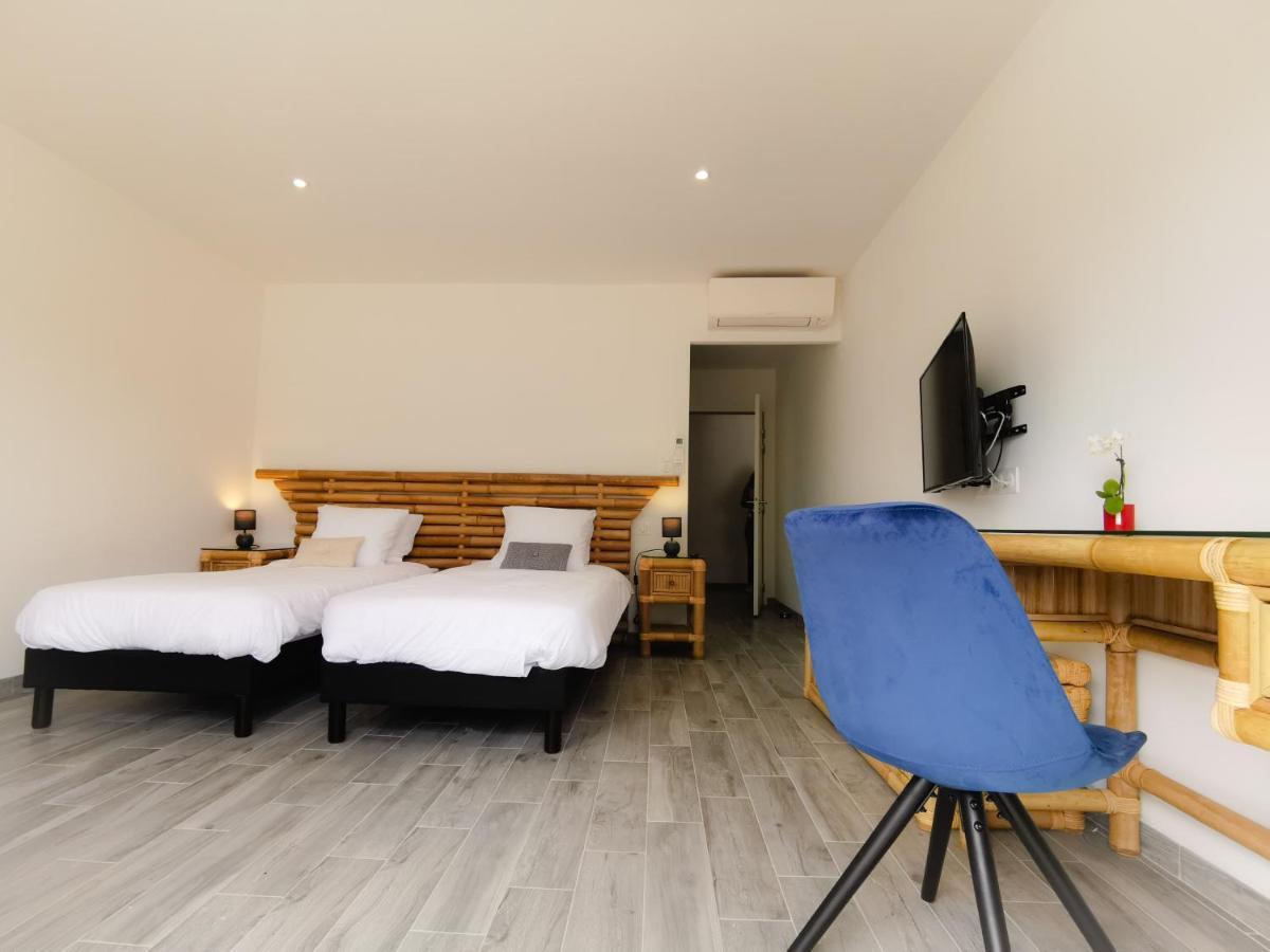 Bed and Breakfast Domaine Des Bois Argentes Saugirard Exteriér fotografie