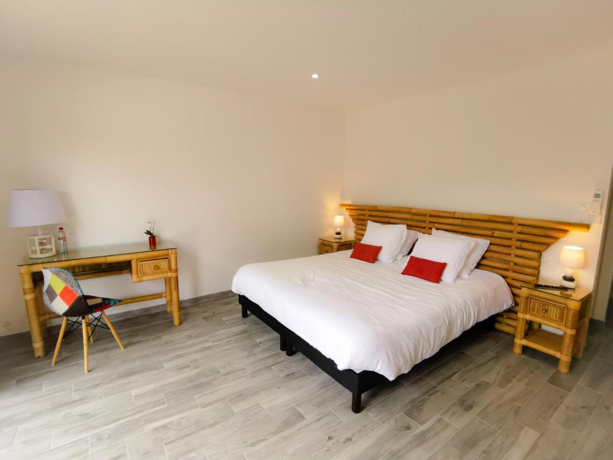 Bed and Breakfast Domaine Des Bois Argentes Saugirard Exteriér fotografie